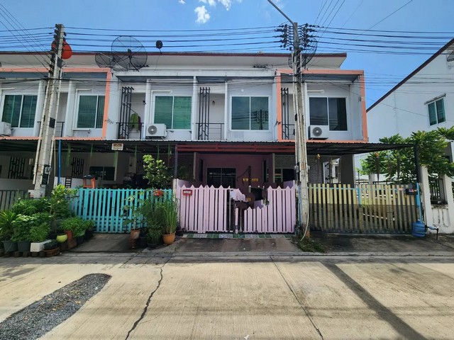 ขายทาวน์เฮ้าส์ สมาร์ทแลนด์ นิวสไตส์ 2 ศรีราชา ชลบุรี