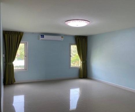 P2103 ให้เช่า บ้านแฝด 3 ชั้น สร้างใหม่ 3 ห้องนอน กรุงเทพกรีฑาซอย 8 ใกล้สนามกอล์ฟ ใกล้รถไฟฟ้าสายสีเหลือง ใกล้นานาชาติเวลลิงตัน เหมาะอยู่อาศัย