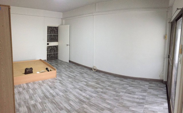 ขายคอนโด D.C. Tower ลาดพร้าว 112 ใกล้รถไฟฟ้า ราคาถูก 530,000 บาท