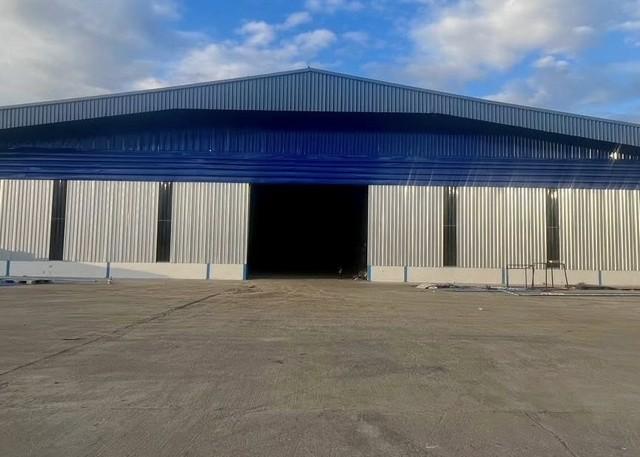 BR 1697 ให้เช่าโรงงาน 3,500 ตรม โครงสร้างเหล็ก H บีมทั้งหลัง สามารถติดตั้งเครนได้ หม้องเเปลง 500 KVA มีลานจอดเทรลเลอร์ .อ.บ้านบึง จ.ชลบุรี