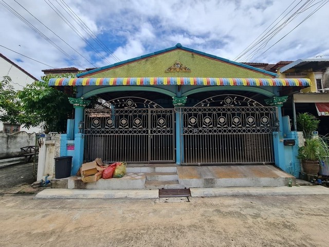 ขาย ทาวน์เฮ้าส์ บุศรินทร์ ปิ่นเกล้า พุทธมณฑลสาย 4  