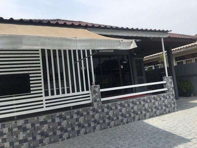 ให้เช่าบ้านเดี่ยวชั้นเดียว หลังหัวมุม 70 ตรว. 3 ห้องนอน โชคชัย 4 ซอย 76 เหมาะทำโฮมออฟฟิศหรืออยู่อาศัย ใกล้ MRT โชคชัย 4