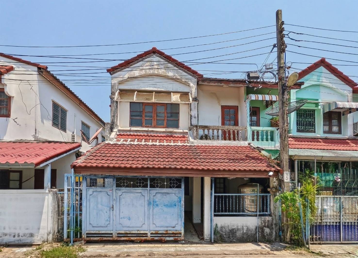 หมู่บ้านศิริวรรณ 1 ทาวน์โฮม 2 ชั้น ซอยบางกร่าง 26 ถนนบางกรวย - ไทรน้อย นนทบุรี  -	ขายบ้านสภาพดี หลังมุม พร้อมโปรโมชันส่วนลดพิเศษ 