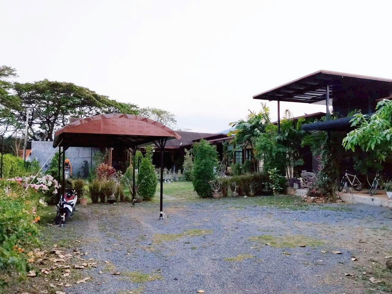 ขายบ้านเดี่ยวชั้นเดียวพร้อมพื้นที่สวนขนาดใหญ่ วิวสวย หน้ากว้าง รีโนเวทใหม่ มวกเหล็ก มวกเหล็ก สระบุรี