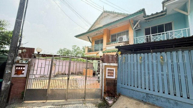 ทาวน์เฮ้าส์ บ้านพฤกษา 12 รังสิต - คลองสาม ทำเลดี ราคาถูก หลังมุม