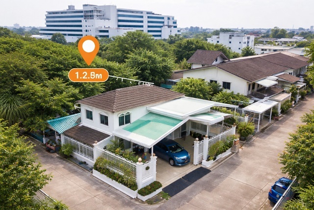 ตลาดโชคชัย 4 500 ม. ทำเลลาดพร้าว บ้านชั้นเดียวกว้างขวาง 2นอน MRTโชคชัย 4 1.8กม. รพ. เปาโล โชคชัย4 1.2กม.  2น้ำ 44ตร.ว. 176ตร.ม. 