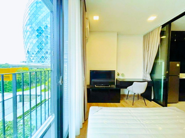  ใกล้รถไฟฟ้า รพ.พญาไท 2 1.6 กม. BTS อารีย์ 140 ม. คอนโด โนเบิล อราวน์ อารีย์ 1นอน 1น้ำ  26.5ตร.ม. 