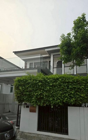 บ้านเดี่ยว 2 ชั้น แปลงมุม พร้อมอยู่  เดินทางสะดวก สันทรายน้อย