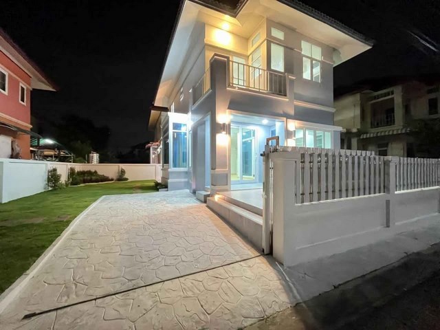 ขายบ้านเดี่ยว 2 ชั้น 51 ตร.ว. 4 ห้องนอน บ้านฟ้ากรีนพาร์ค รังสิต คลอง 2 ใกล้ตลาดนานาเจริญ 