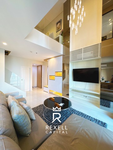 Condo for rent Villa Asoke Duplex 2 storey corner unit city view near MRT Phetchaburi ready to move in