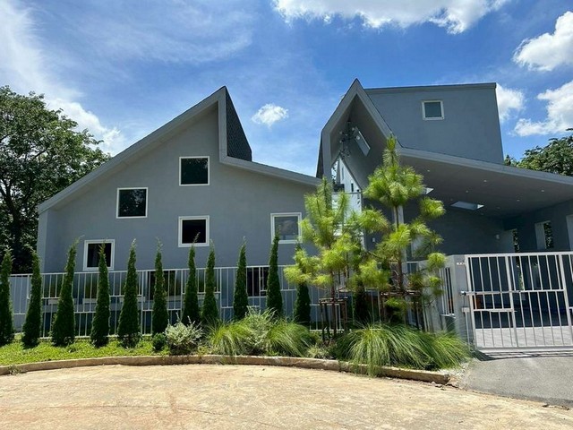 พูลวิลล่าสวย สไตล์พิเศษ ตกแต่งครบครัน หนองจ๊อม สันทราย 