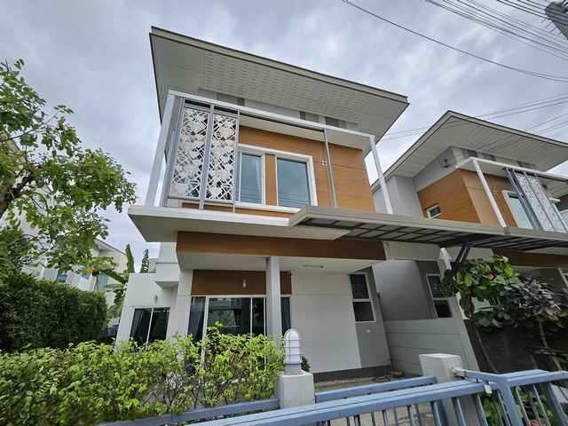 ขายบ้านแฝด Le Neo Prime แพรกษา เทพารักษ์ 40.1 ตร.ว. 4 ห้องนอน เฟอร์นิเจอร์ครบ พร้อมอยู่ ราคา 4,390,000 บาท