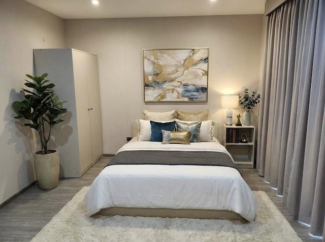 HR 9624 ให้เช่าและขาย ทาวน์โฮม 3 ชั้น โครงการ The Landmark เอกมัย-รามอินทรา เฟอร์ครบ พร้อมอยู่ ถนนสุคนธสวัสดิ์ ใกล้เลียบด่วนเอกมัย รามอินทรา