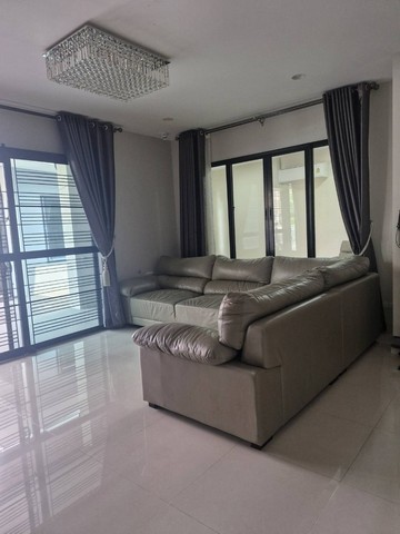 ให้เช่าบ้าน  4ห้องนอน 3ห้องน้ำ โครงการ เศรษฐสิริ 1 จรัญปิ่นเกล้า ใกล้ เดอะเซอร์เคิล ราชพฤกษ์, ฟู้ดแลนด์ จรัญสนิทวงศ์ใกล้ โรงพยาบาลศิริราช 