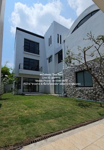 บ้าน ให้เช่าบ้านเดี่ยวหรู 3 ชั้น ในโครงการ ซ.เอกมัย 22 101 ตร.ว. 4 น 4 น้ำ 2 จอดรถ 4 ห้องนอน ขนาด = 0 RAI 1 Ngan 1 ตร.วา 100000 BAHT ใกล้ ดองกิ มอลล์ ทองหล่อ (1.5 kM.) สภาพแวดล้อมดี