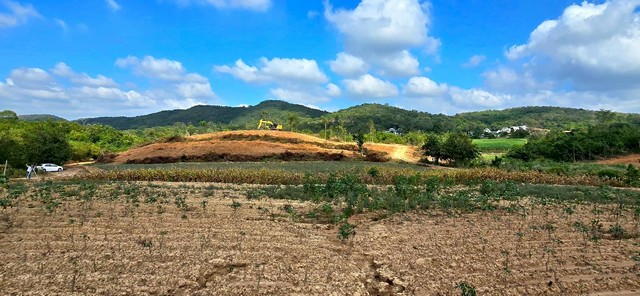 พื้นที่ดิน - ขนาดพื้นที่ 200 Square Wah 0 งาน 0 ไร่  1700000 THAI BAHT   สนั่นวงการ วิวเขา สูงกว่าทะเลมาก โคราช ปากช่อง น้าไฟรั้วคาวบอย