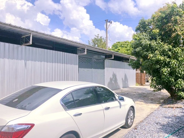 รามอินทรา ประเสริฐมนูกิจ โกดัง MRT ลาดปลาเค้า 900ม. โรงงาน พร้อมที่จอดรถส่วนตัว 322ตร.ม. 82 ตร.วา.