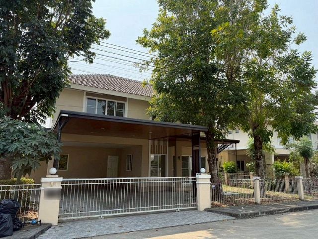 ราคาสุดคุ้ม เพียง 2.9 ล้าน #กาญจน์กนกวิลล์13 #สันกำแพง บ้านหลังใหญ่ สภาพดี พื้นที่กว้าง ทำเลดี ในโครงการคุณภาพ อยู่สบาย