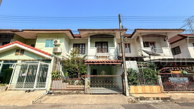 ขายด่วน ทาวน์เฮ้าส์ หมู่บ้าน พรธิสาร 5 รังสิตคลอง 7 ราคาถูก 