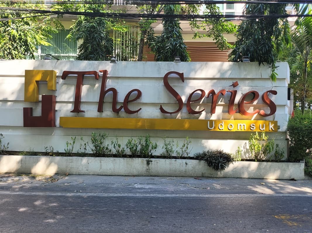 ขาย คอนโด เดอะ ซีรี่ส์ อุดมสุข  ขต พระโขนง จังหวัด กรุงเทพมหานคร   ราคาโปรโมชั่น 2,123,000    บาท  