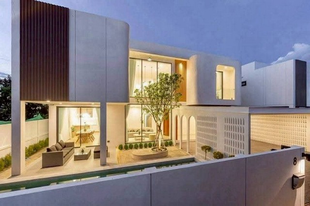 บ้านพูลวิลล่าหรู 2 ชั้น เฟอร์นิเจอร์ครบ พร้อมเข้าอยู่ หางดง