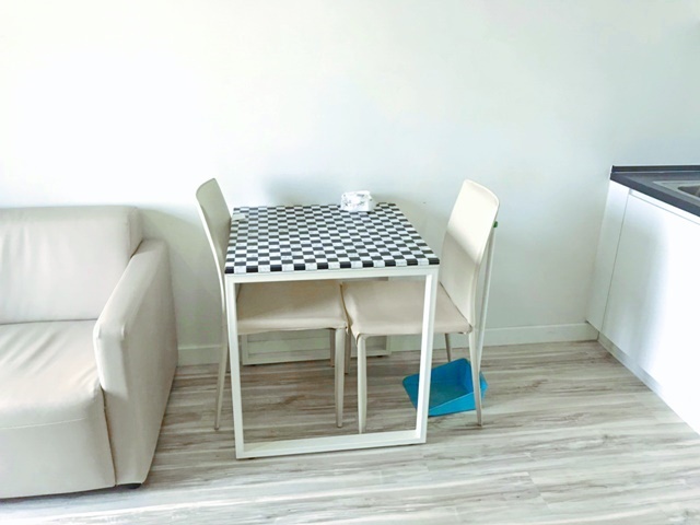  บางรักน้อยท่าอิฐ  1 นอน 1 น้ำ MRTบางรักใหญ่ 88ม. ให้เช่าคอนโด S9 อาคารC ชั้น7 28ตร.ม.เฟอร์ เครื่องใช้ไฟฟ้าครบ  ร่วมฤดี  6.6 กม.วิวสวน 