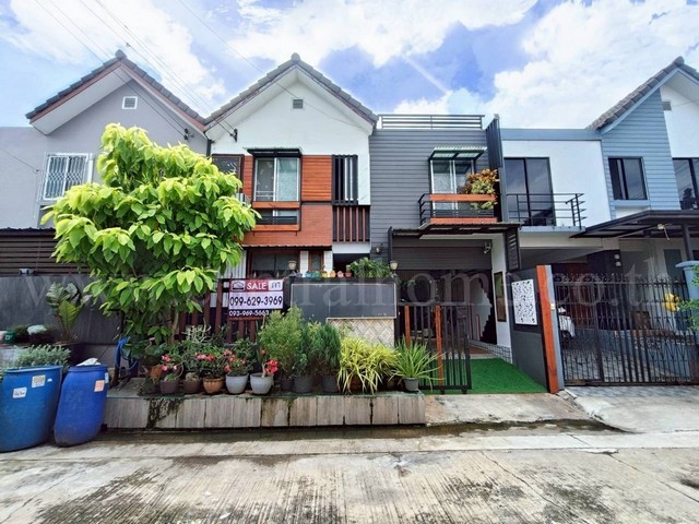 ลดราคา ทาวน์เฮ้าส์ ไรมอนด์ พาร์ค บางปลา 12 บางพลี - สมุทรปราการ ทำเลดี