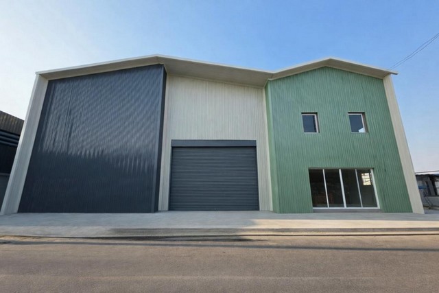 ให้เช่าโกดัง 112 ตร.ว. พร้อมสำนักงาน 2 ชั้น ซอยโพธิ์แก้ว 4 บางกะปิ ใกล้รถไฟฟ้าสายสีเหลือง