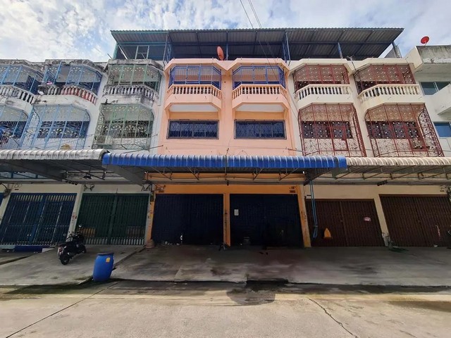 ขาย อาคารพาณิชย์ มั่งมีศรีสุข บางขุนเทียน ถนน สะแกงาม กรุงเทพ