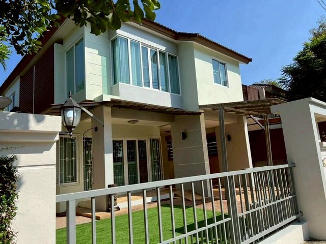 ให้เช่า 30,000 บาท/เดือน #เดอะมาสเตอร์พีซ #หางดง บ้านสวย 2 ชั้น ทำเลดี #ใกล้โรงเรียนนานาชาติ | #เฟอร์นิเจอร์ครบ พร้อมเข้าอยู่