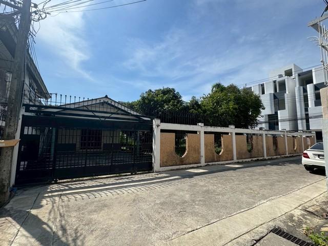 HR 9553 ให้เช่าที่ดินพร้อมอาคาร ขนาด 93 ตร.วา ย่านอารีย์ ทำเลดี ซอยอารีย์สัมพันธ์ 3 เหมาะกับทุกธุรกิจ จะร้านอาหาร , คาเฟ่