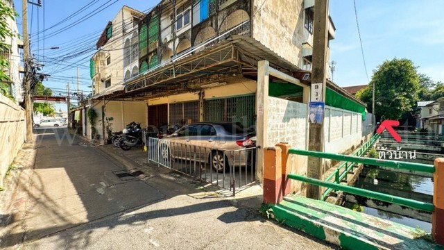 ลดราคา บ้านเดี่ยว 3 ชั้น สร้างเอง ถนนอรุณอมรินทร์ - บางกอกน้อย ใกล้ รพ.ศิริราช 