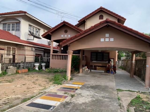 HR 9692 ให้เช่าบ้านเดี่ยว 2 ชั้น หลังใหญ่ 97 ตรว. 4 ห้องนอน ซอยรามอินทรา 77 ใกล้รถไฟฟ้าสายสีชมพู