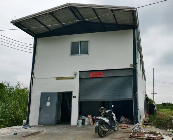  ให้เช่าโกดัง 335 ตารางเมตร ลาดกระบัง 42 ใกล้สนามบินสุวรรณภูมิ 10 ล้อเข้าใด้