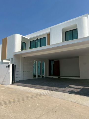 ให้เช่า 85,000 บาท/เดือน บ้านพูลวิลล่าหรู 2 ชั้น #สันผักหวาน #หางดง เฟอร์นิเจอร์ครบ พร้อมเข้าอยู่ ทุกหลังติดตั้ง โซลาร์เซลล์