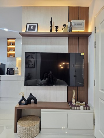 ลุมพินี คอนโดทาวน์  สุขุมวิท พัทยาเหนือ บิ้วอินใหม่ทั้งห้อง ซ่อนไฟสวยงาม ละมุนน่าอยู่มาก