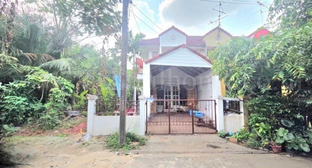 ลดราคา ทาวน์เฮ้าส์ ชื่นกมลนิเวศน์ 7 - พระยาสุเรนทร์ 35 หลังริม ราคาถูก